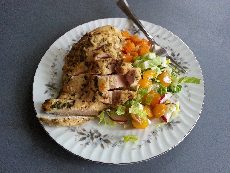 Weekly Meal Plan with ifthesaddlefits.com